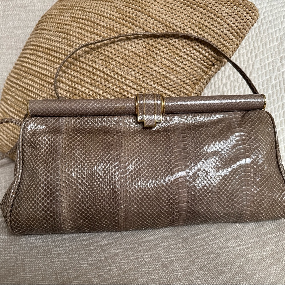 Vintage Genuine Snakeskin Andre Cellini Clutch Purse Shoulder Strap EUC Tan Gold